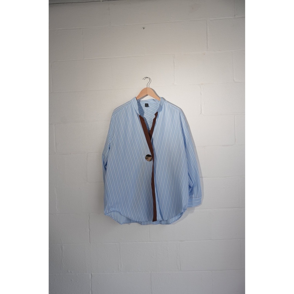 SHEIN Button Up Shirt Women Large Blue White Striped Contrast Trimβ Stand Collar